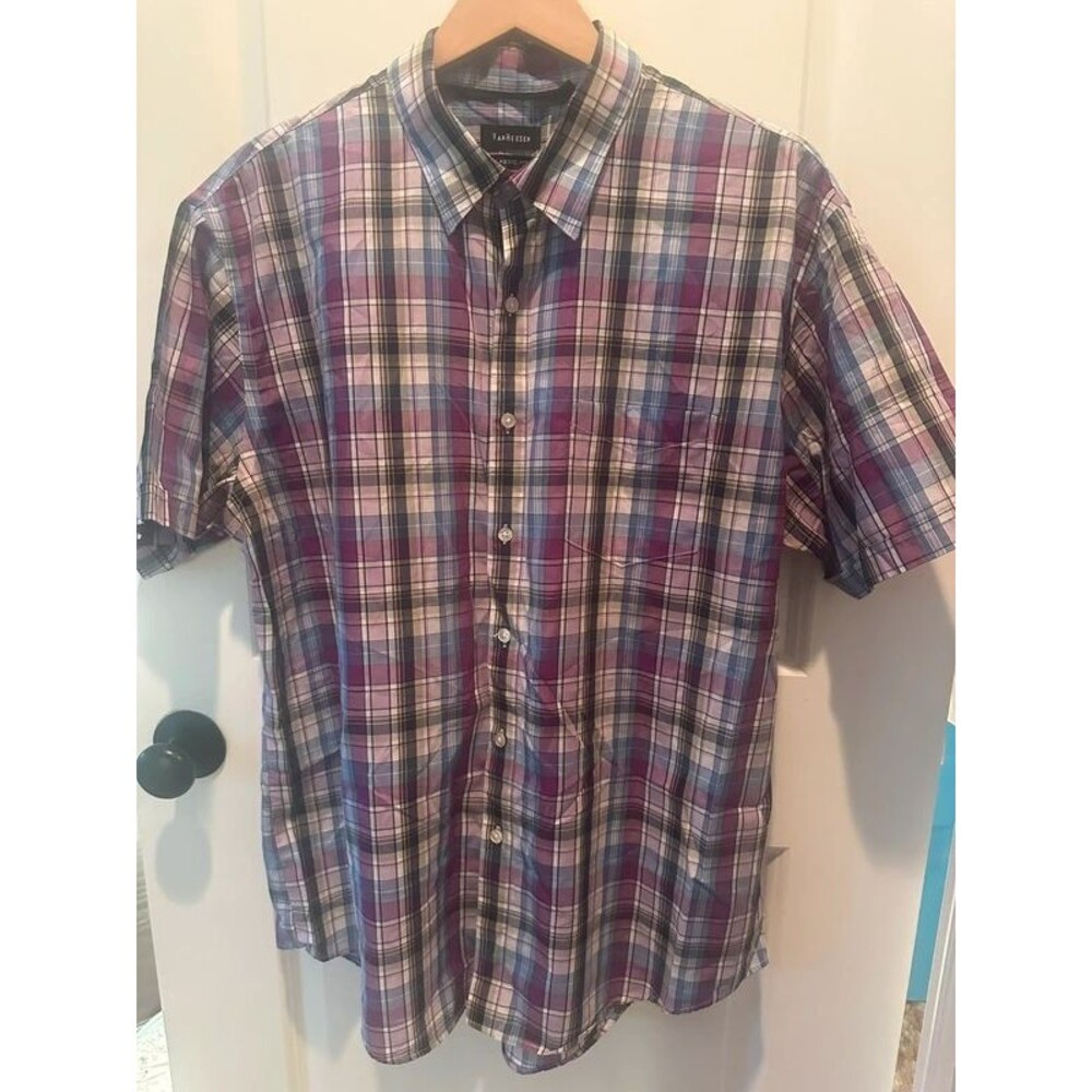 Van Heusen Men’s Classic Fit Button Down Top Size XL